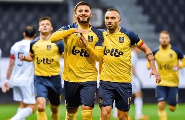 更展示了中 更展示了中